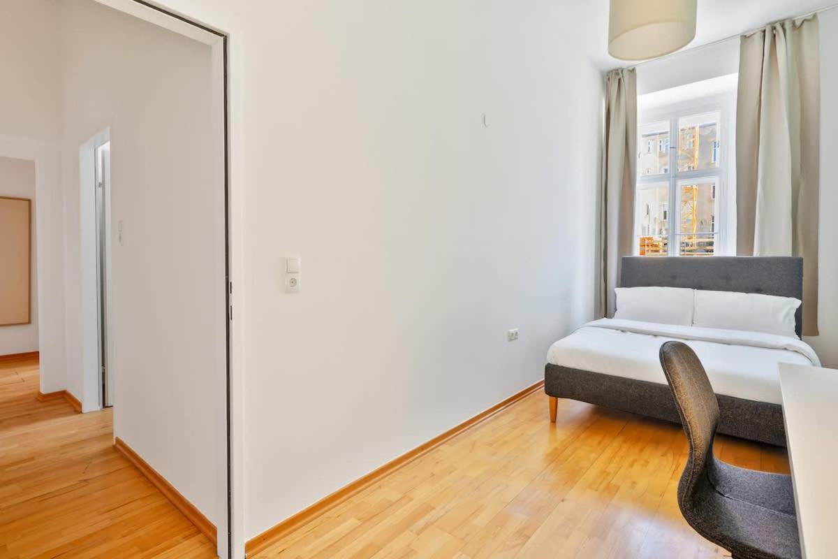 Apartment 3 Bedrooms I 110 Square Meter I Walk To Sights Wien